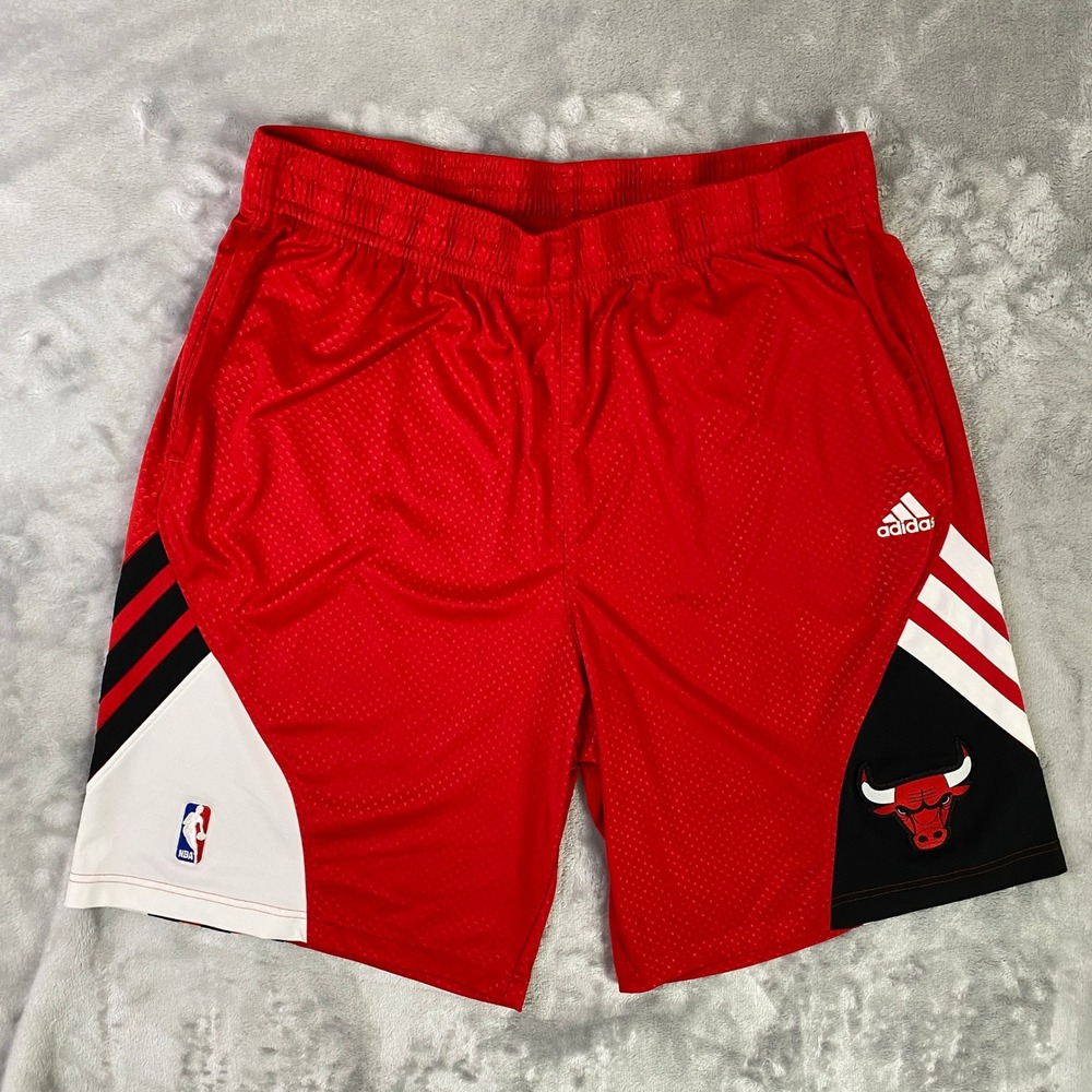 Adidas Chicago Bulls Basketball Shorts Mens Large Red NBA W66566 Mesh Striped